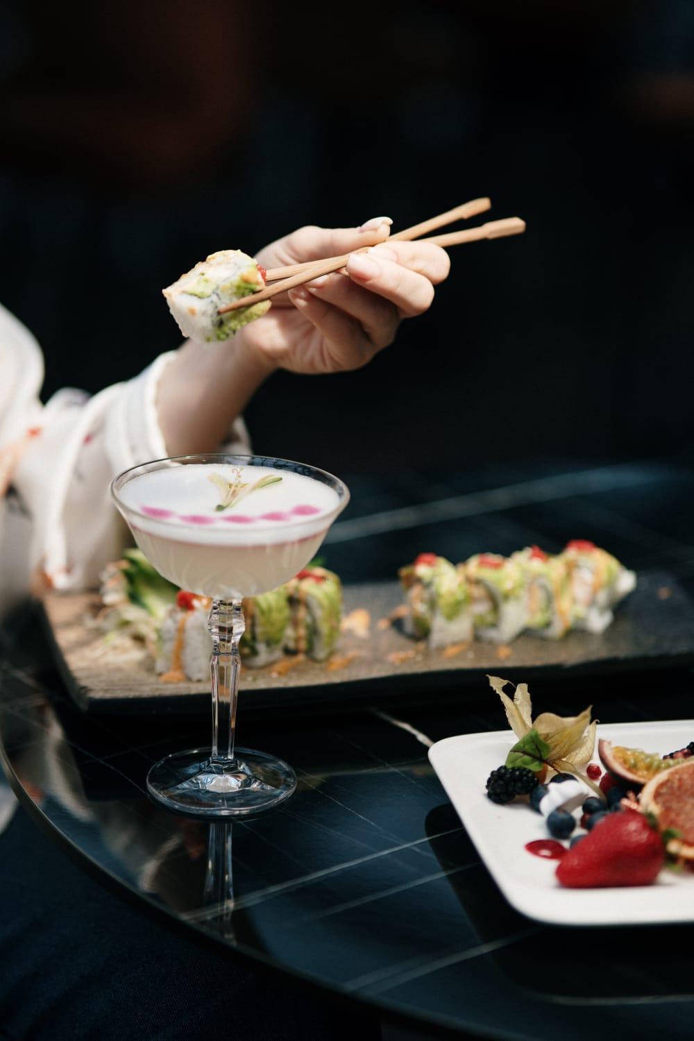Xheko Imperial Luxury Hotel & Spa Tiranë Ngoại thất bức ảnh A sake cocktail