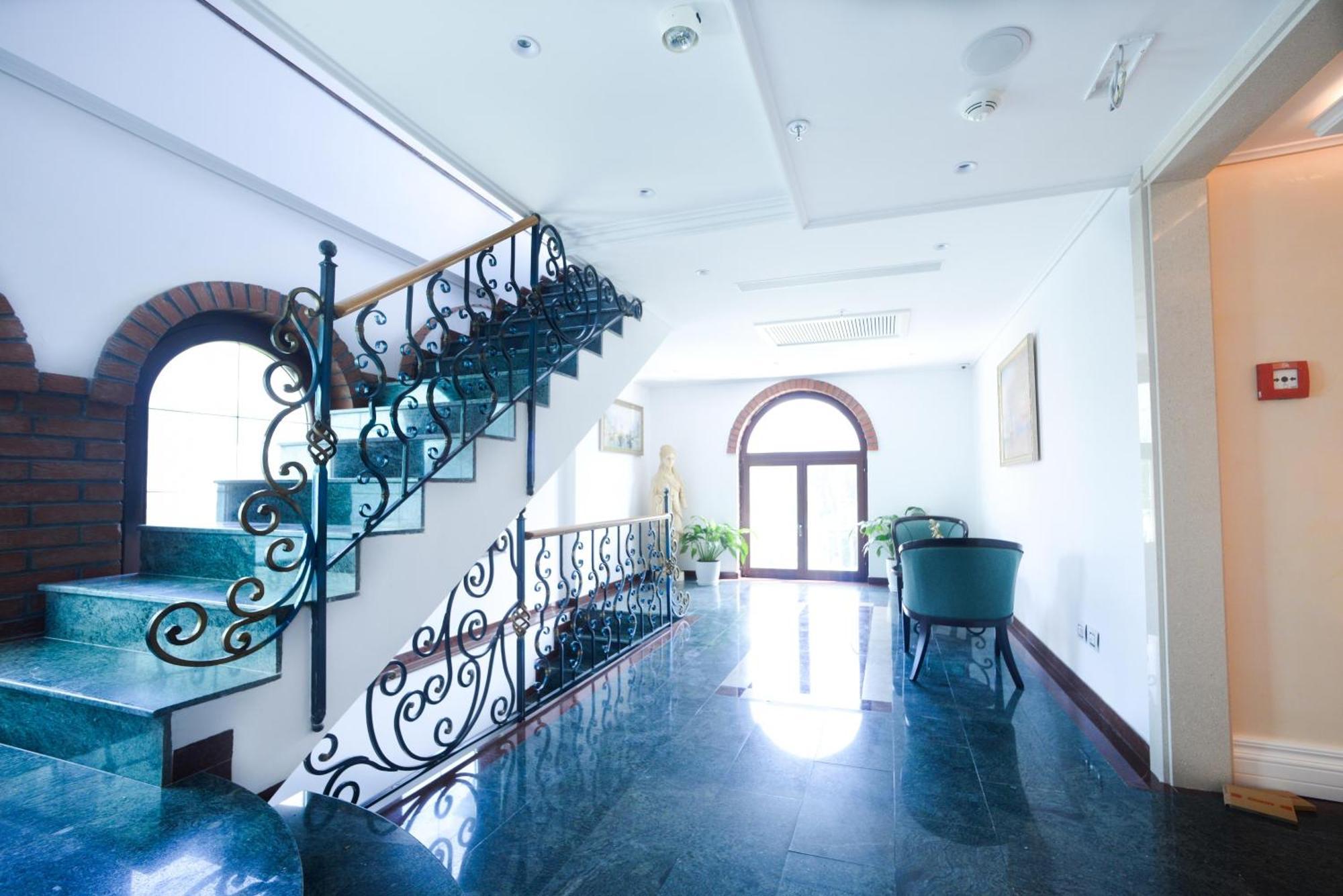 Xheko Imperial Luxury Hotel & Spa Tiranë Ngoại thất bức ảnh